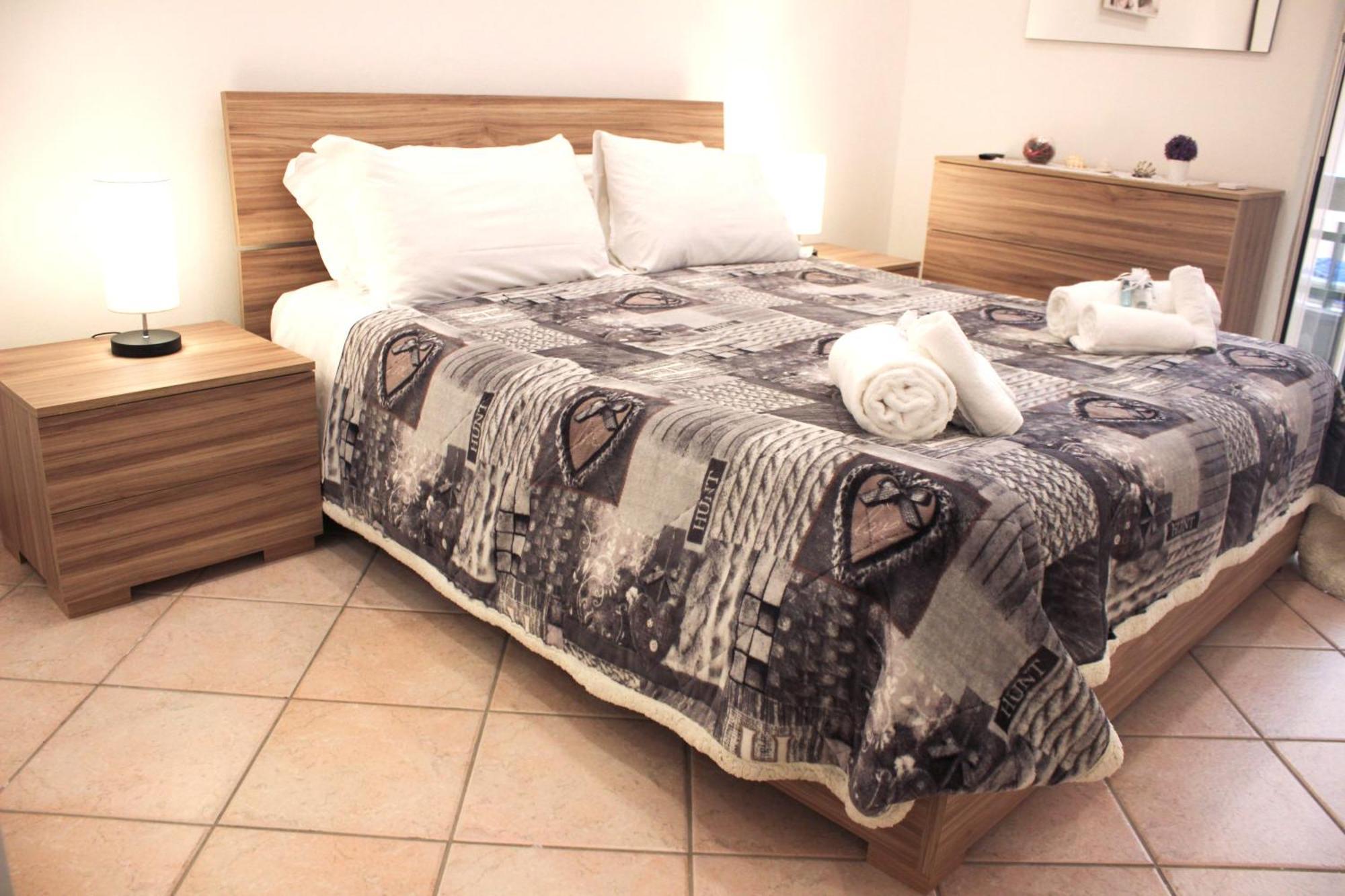 Anzio- House.