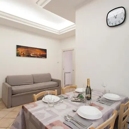 Anzio- Central Holiday House. Exterior photo